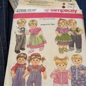 Simplicity, sewing pattern for 15 inch baby dolls